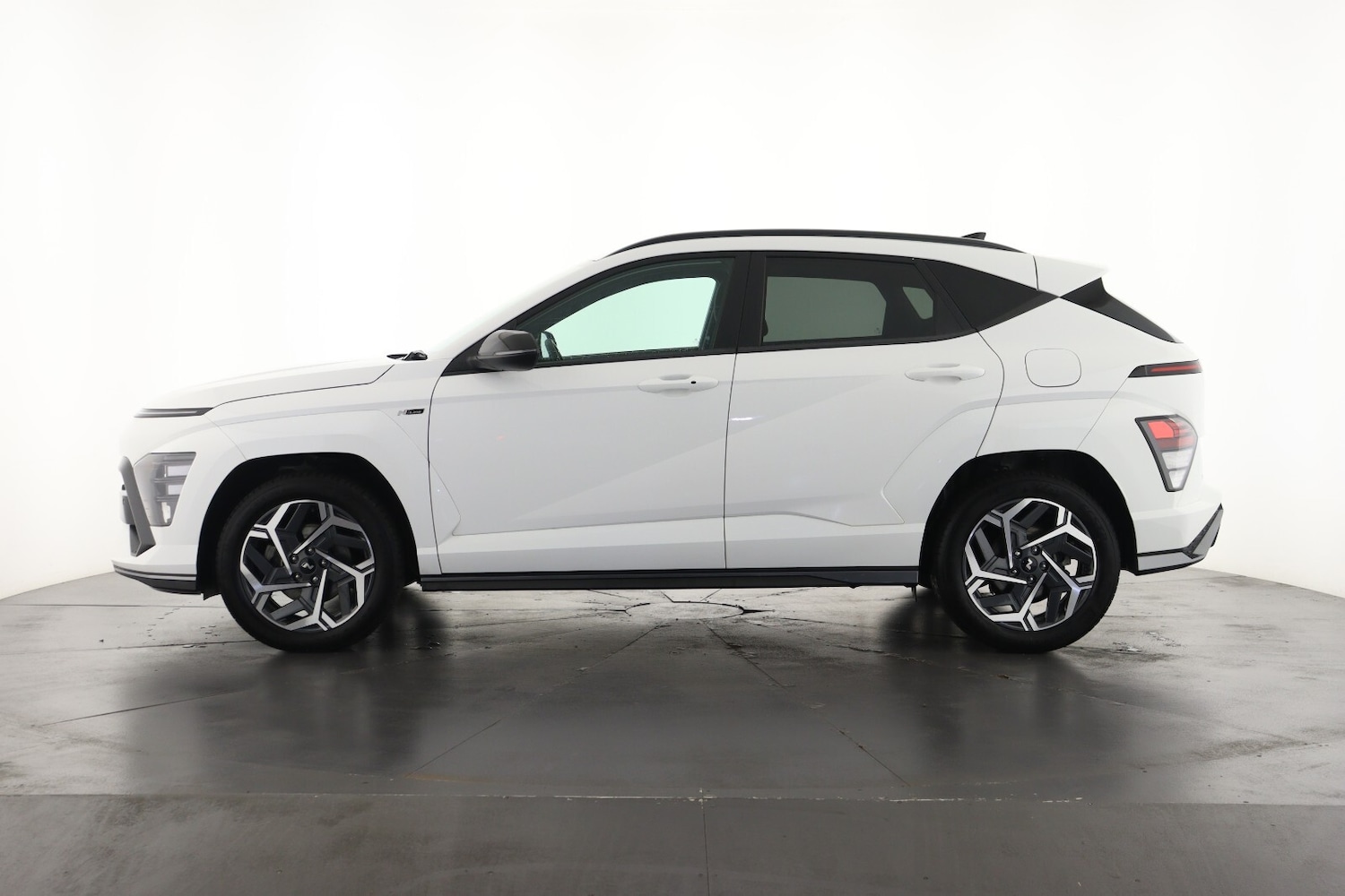 Used Hyundai KONA 2023 for sale - 75996978: Photo 8