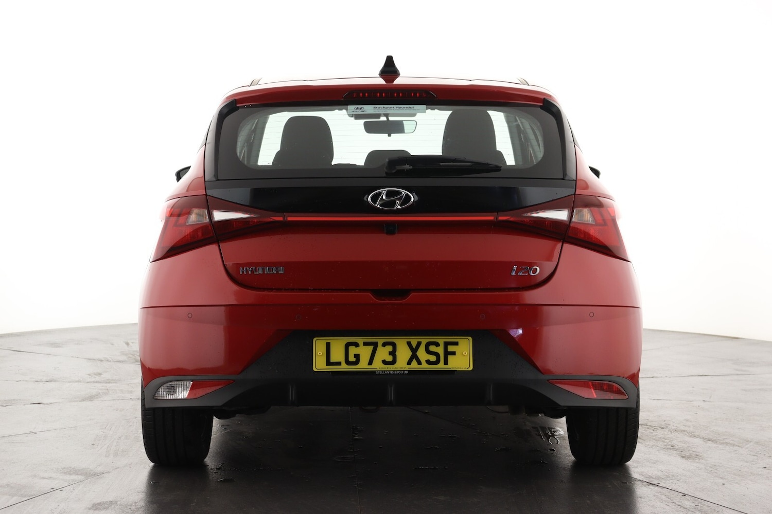 Used Hyundai i20 2023 for sale - 76003536: Photo 2