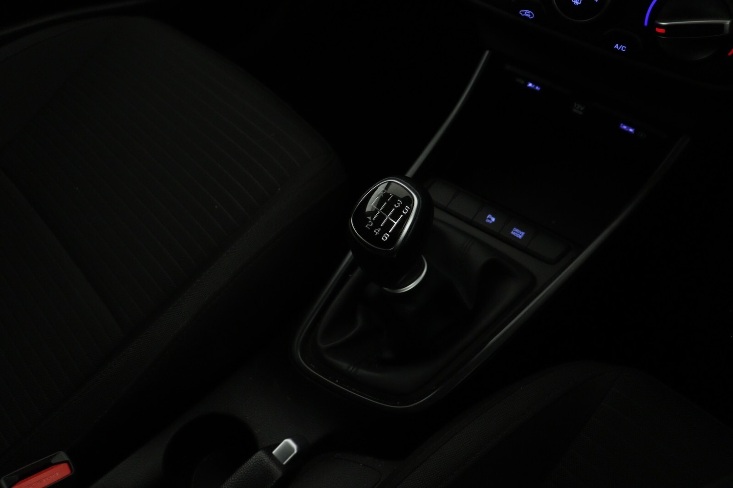 Used Hyundai i20 2022 for sale - 76400733: Photo 18