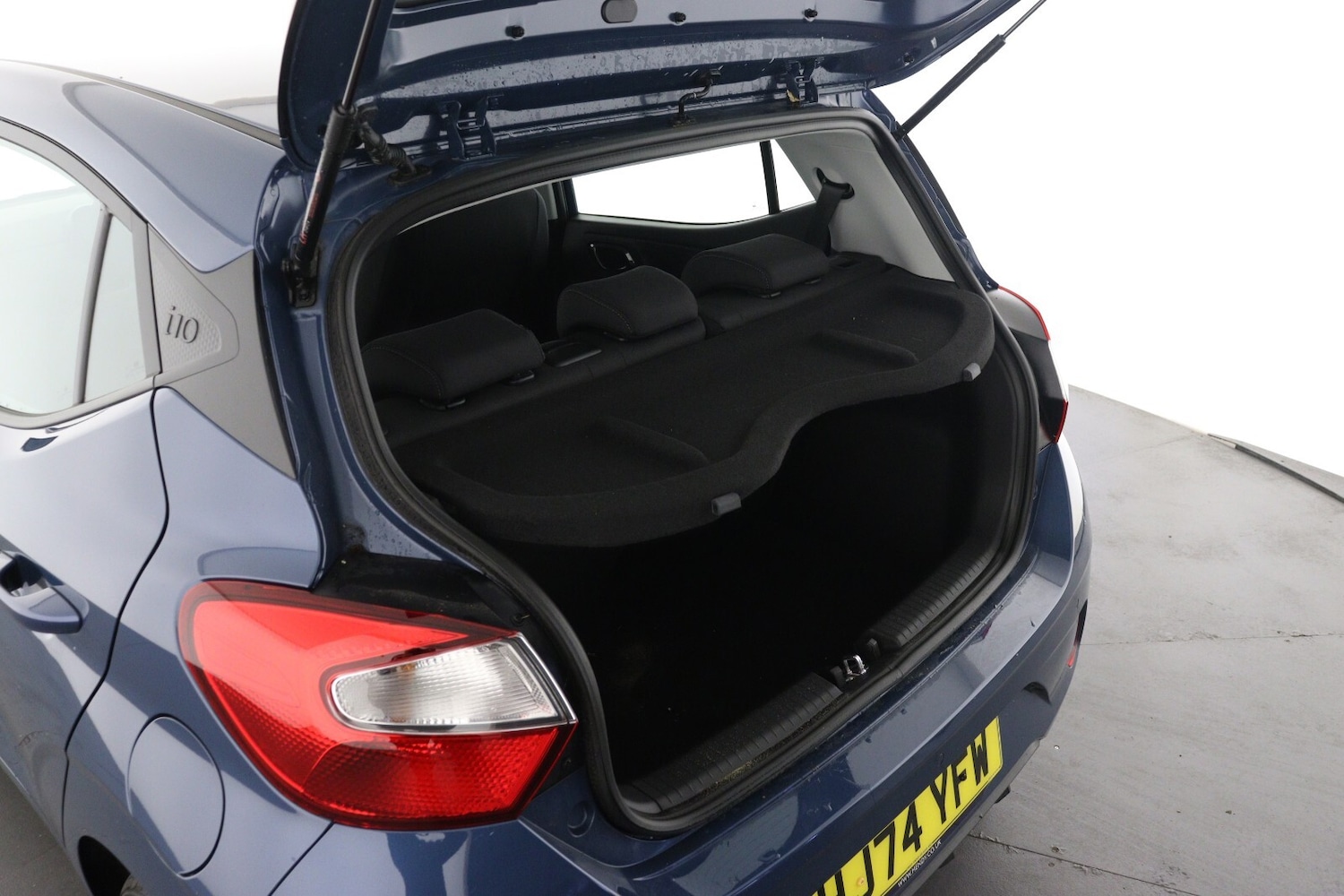 Used Hyundai i10 2024 for sale - 76873847: Photo 10