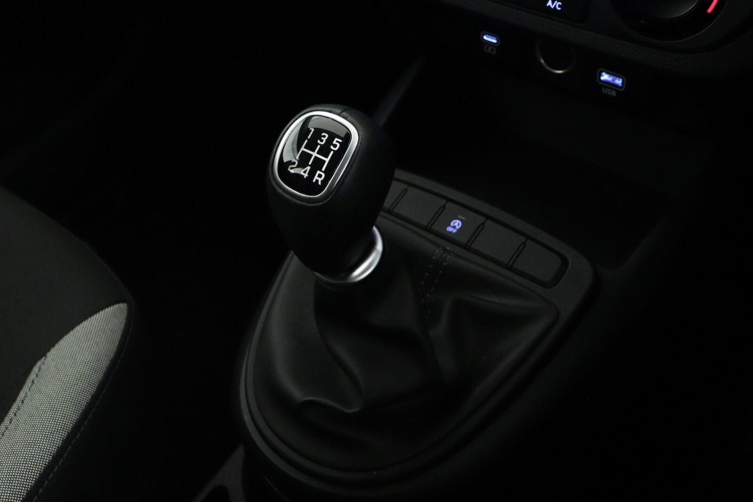 Used Hyundai i10 2024 for sale - 76873847: Photo 16