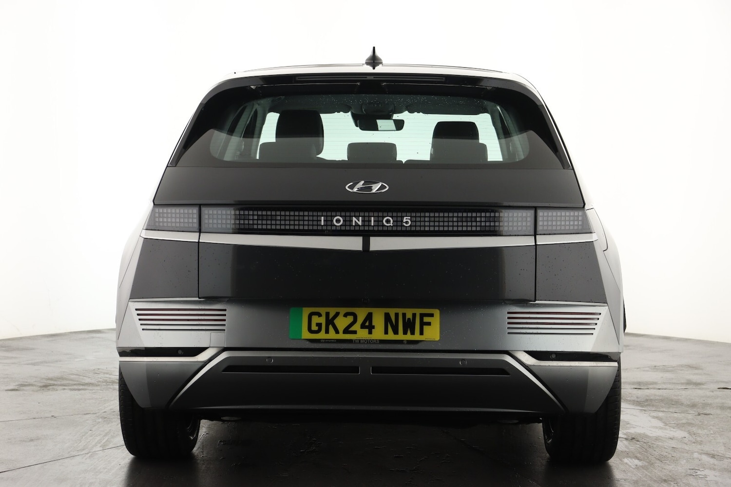 Used Hyundai IONIQ 5 2024 for sale - 76466427: Photo 2