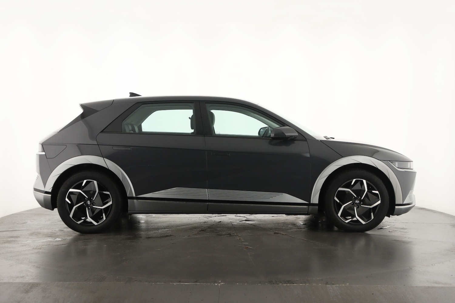 Used Hyundai IONIQ 5 2024 for sale - 76466427: Photo 5