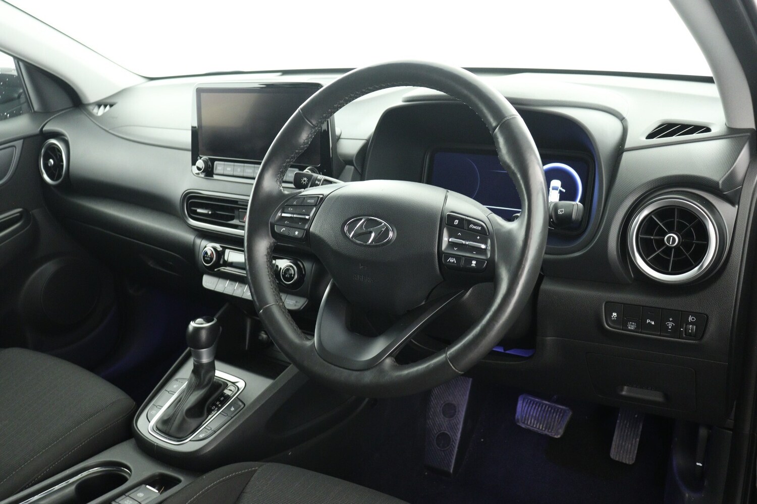 Used Hyundai KONA 2022 for sale - 76037639: Photo 14