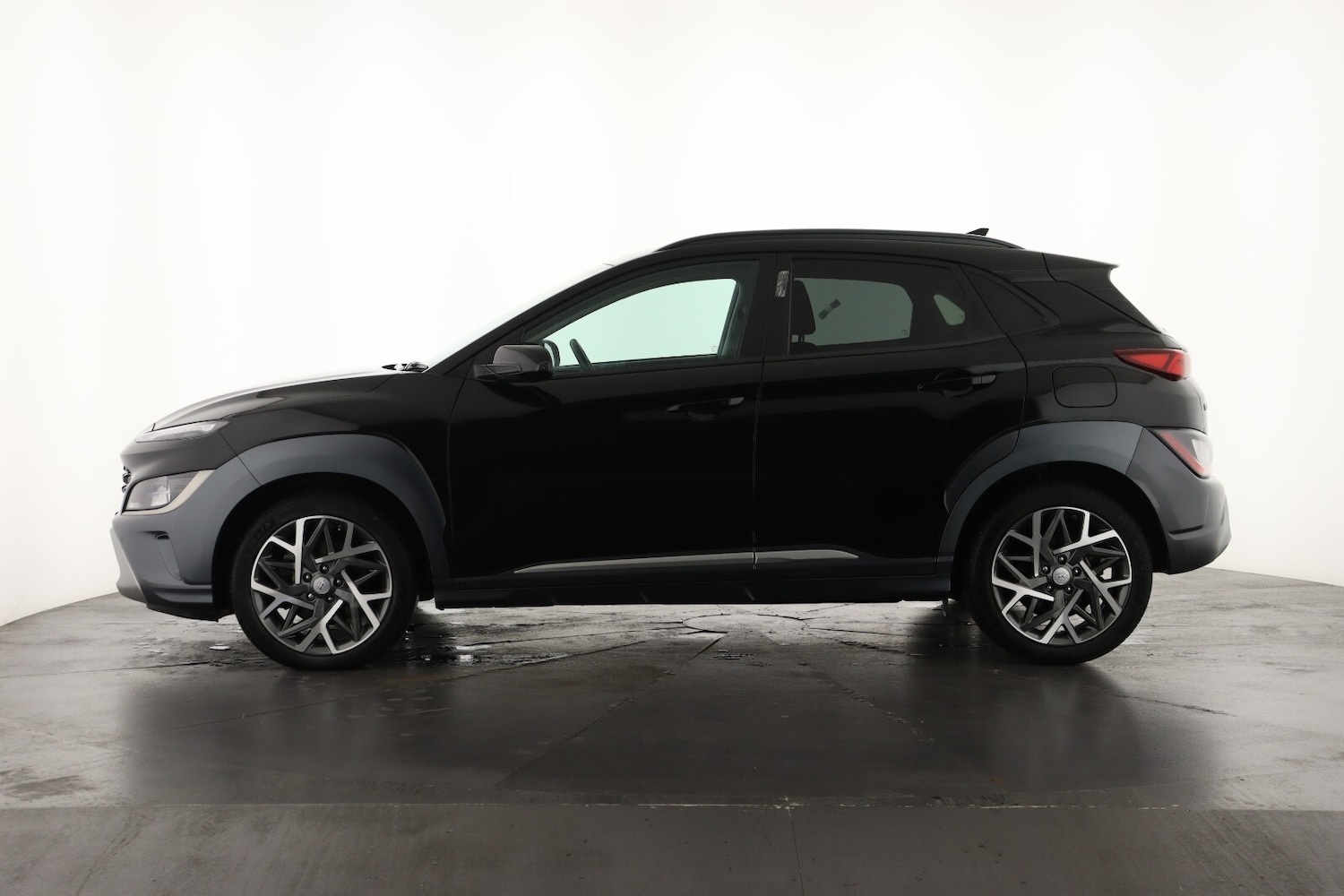Used Hyundai KONA 2022 for sale - 76037639: Photo 8