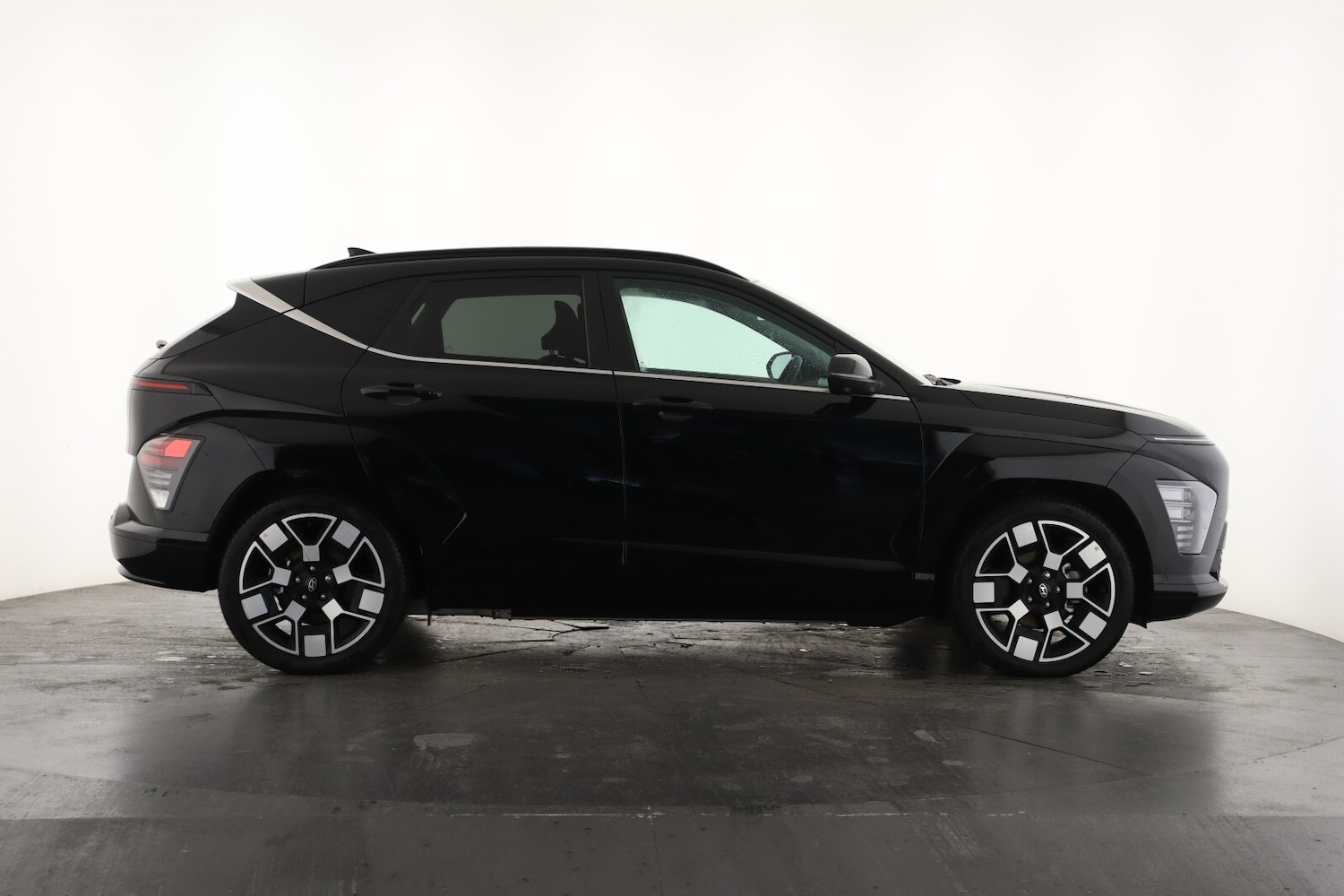 Used Hyundai KONA 2024 for sale - 77256449: Photo 5