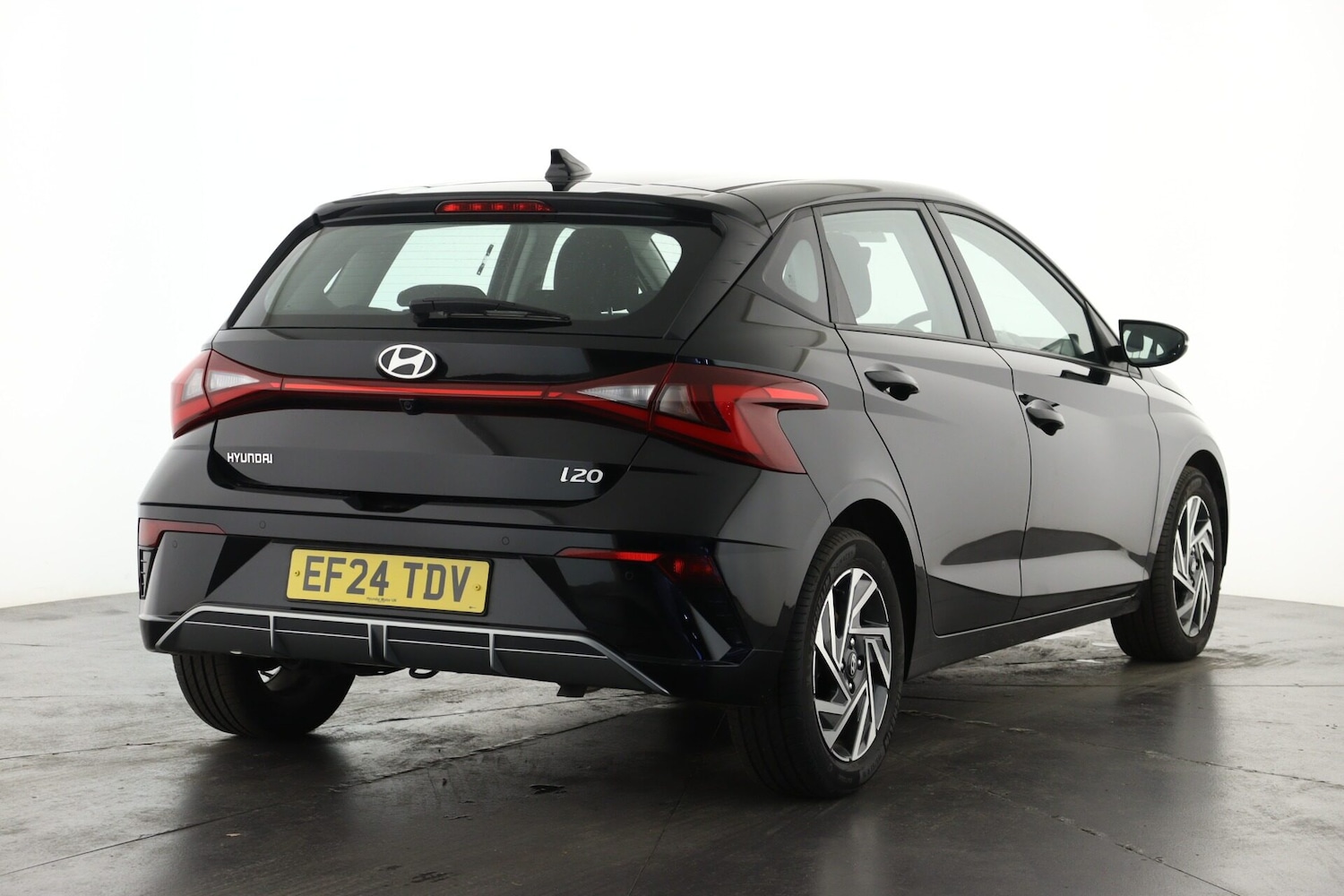 Used Hyundai i20 2024 for sale - 76871849: Photo 3