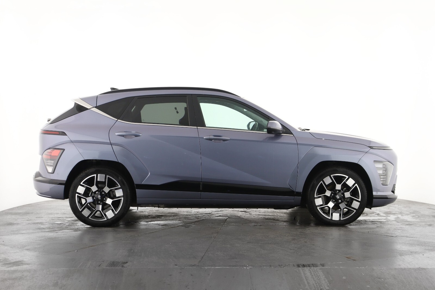 Used Hyundai KONA 2024 for sale - 78022341: Photo 4