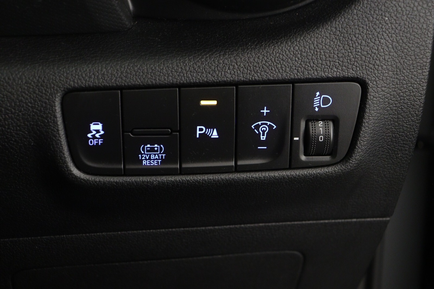 Used Hyundai KONA 2022 for sale - 76130828: Photo 26