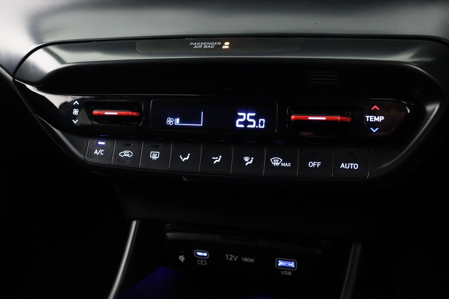 Used Hyundai i20 2024 for sale - 76870661: Photo 21