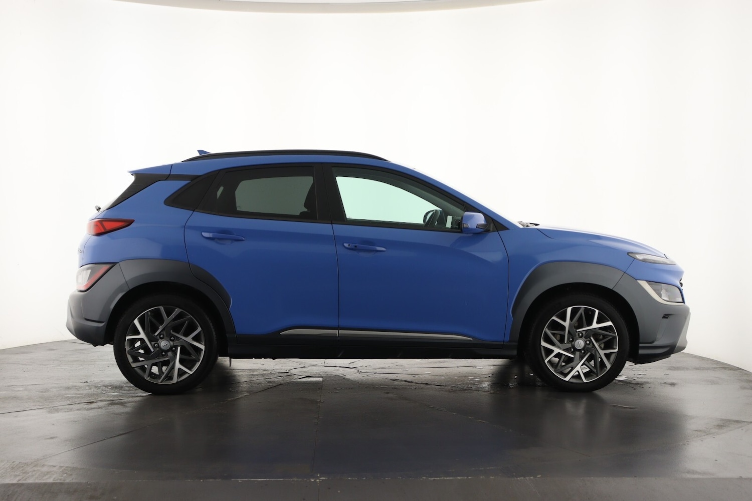Used Hyundai KONA 2022 for sale - 76168836: Photo 5