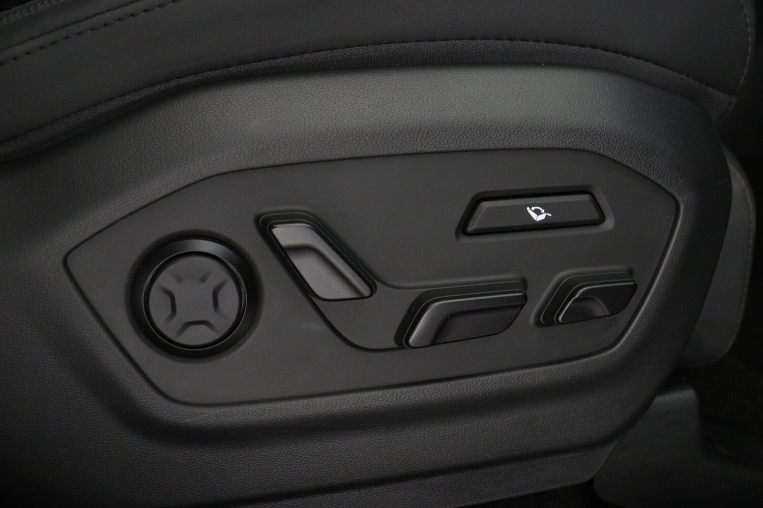 Used Hyundai Santa Fe 2025 for sale - 76614871: Photo 21