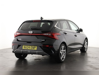 Used Hyundai i20 2024 for sale - 76104334: Photo 3