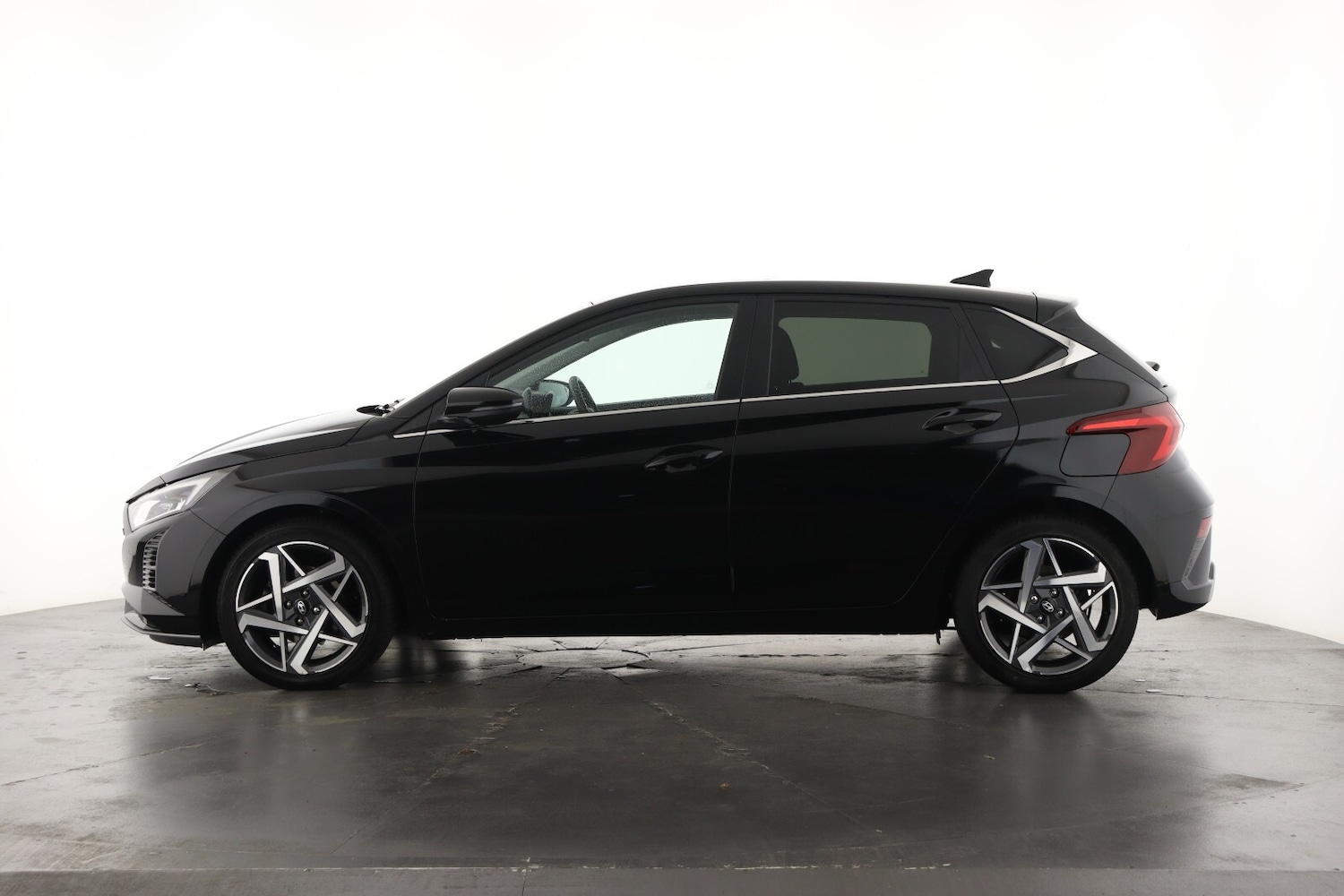 Used Hyundai i20 2024 for sale - 76104334: Photo 8