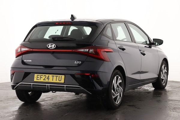 Used Hyundai i20 2024 for sale - 75763647: Photo 3