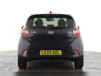Used Hyundai i10 2023 for sale - 78074402: Photo