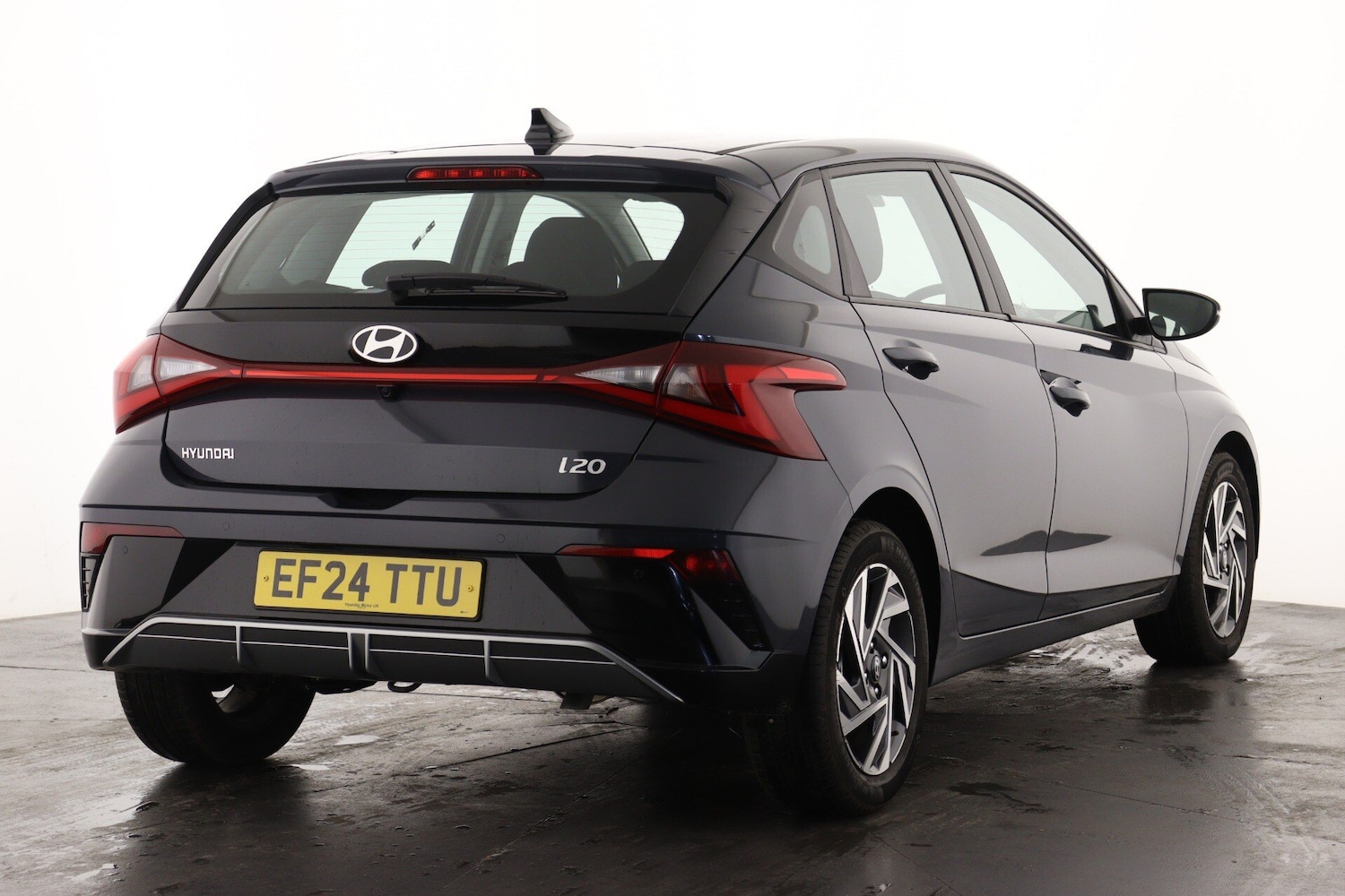 Used Hyundai i20 2024 for sale - 76871850: Photo 3
