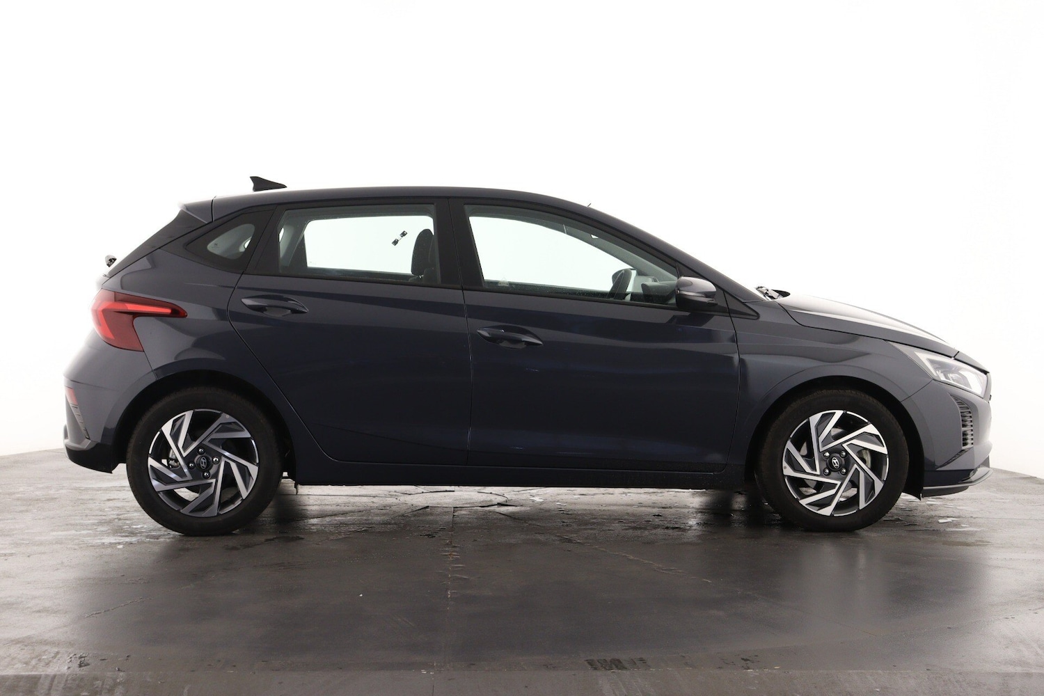 Used Hyundai i20 2024 for sale - 76871850: Photo 4