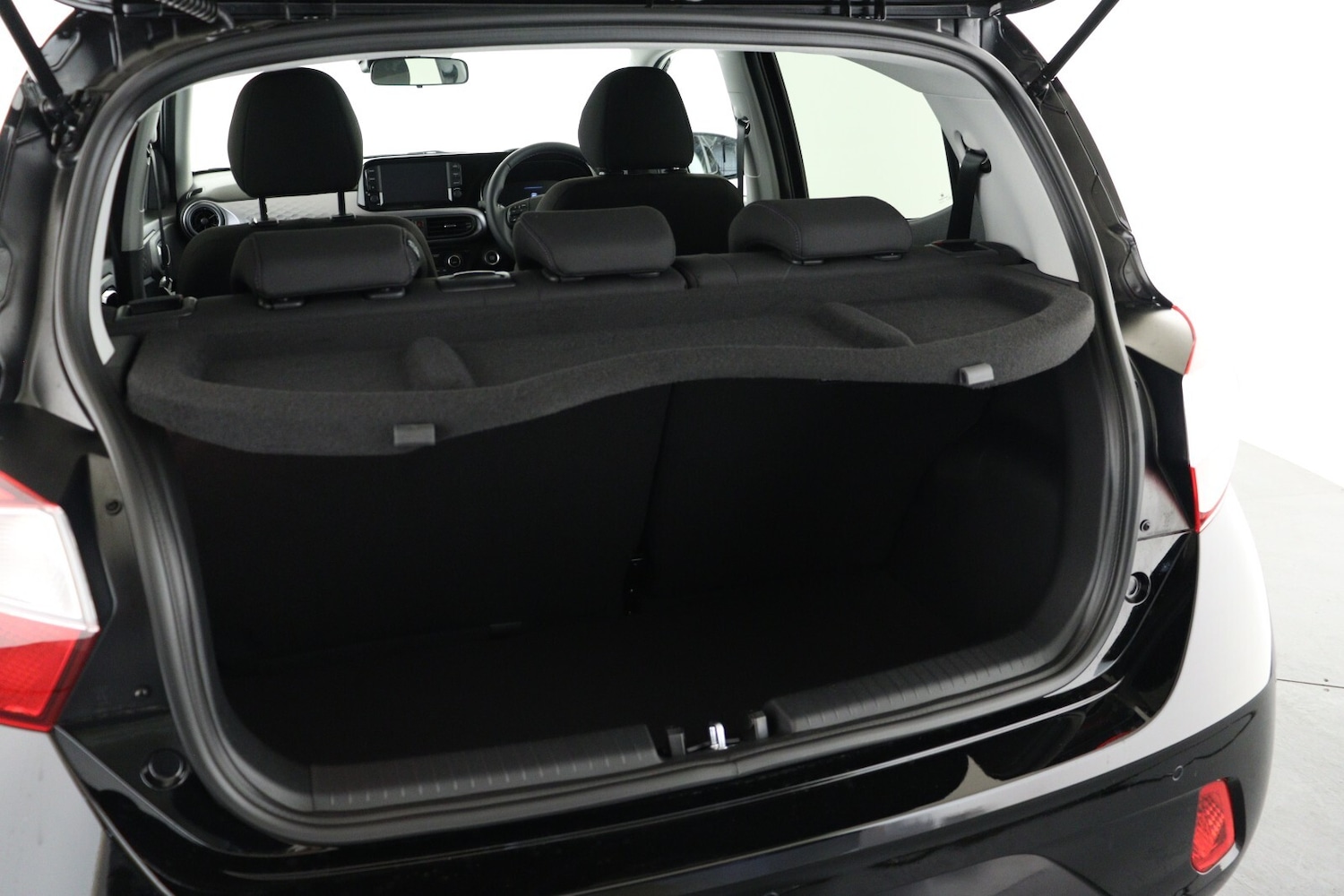 Used Hyundai i10 2025 for sale - 76874186: Photo 9