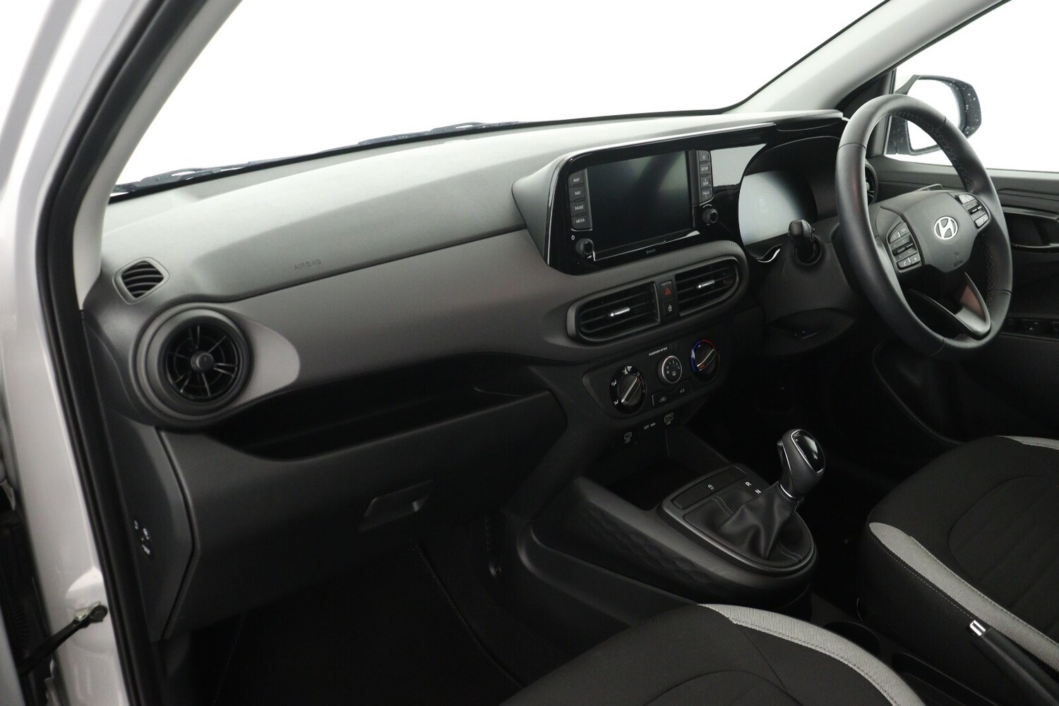 Used Hyundai i10 2024 for sale - 75967000: Photo 11