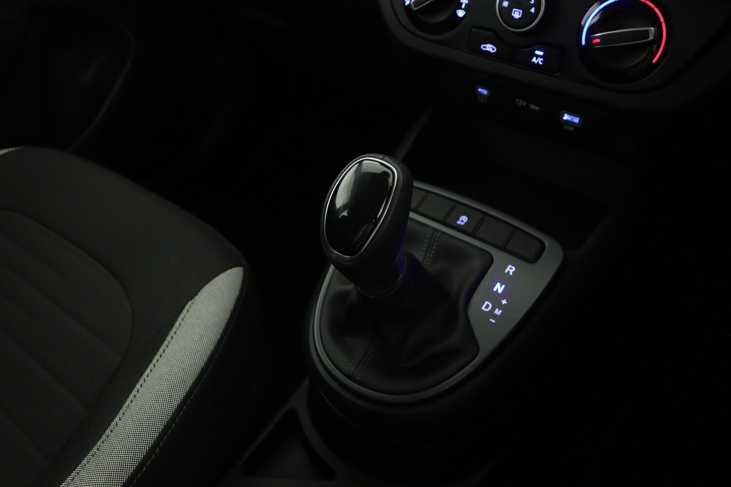 Used Hyundai i10 2024 for sale - 75967000: Photo 17