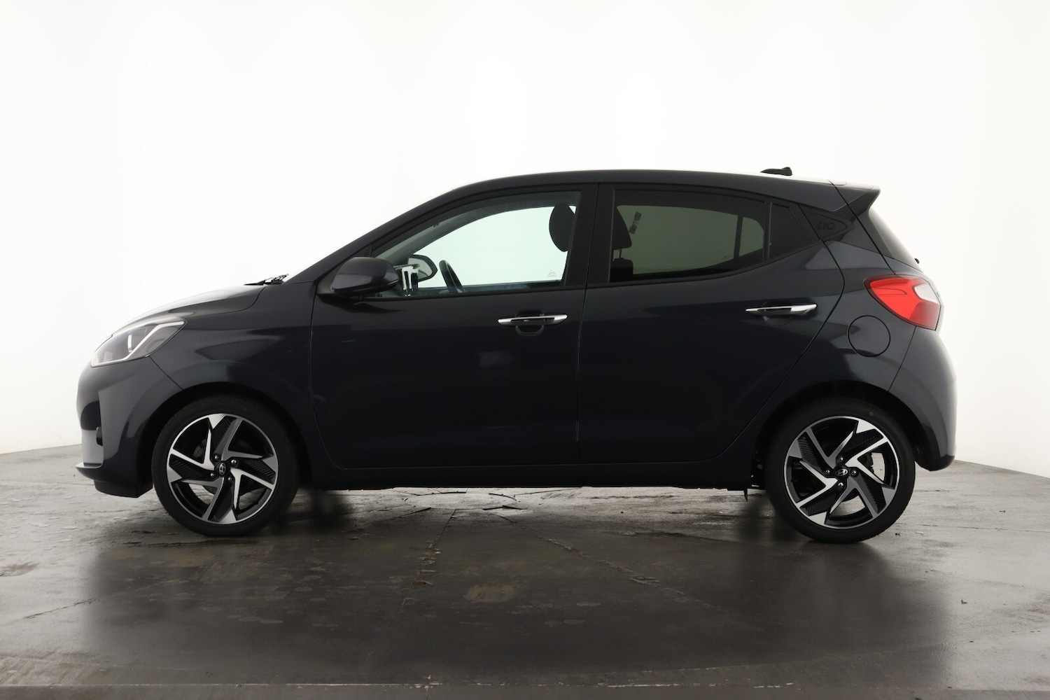 Used Hyundai i10 2024 for sale - 76874078: Photo 8
