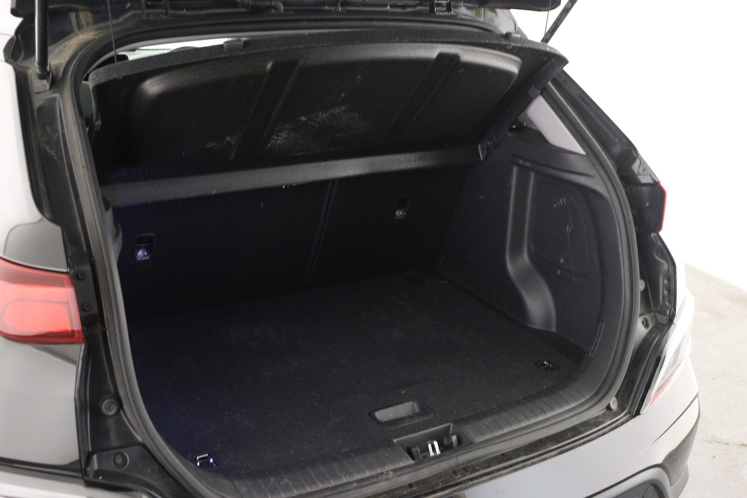 Used Hyundai KONA 2023 for sale - 77434882: Photo 10