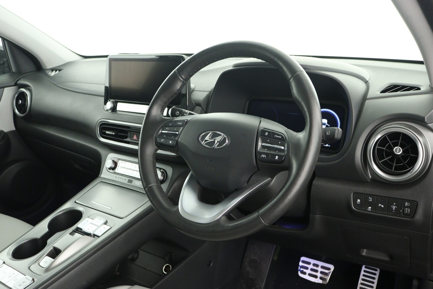 Used Hyundai KONA 2023 for sale - 77434882: Photo 16