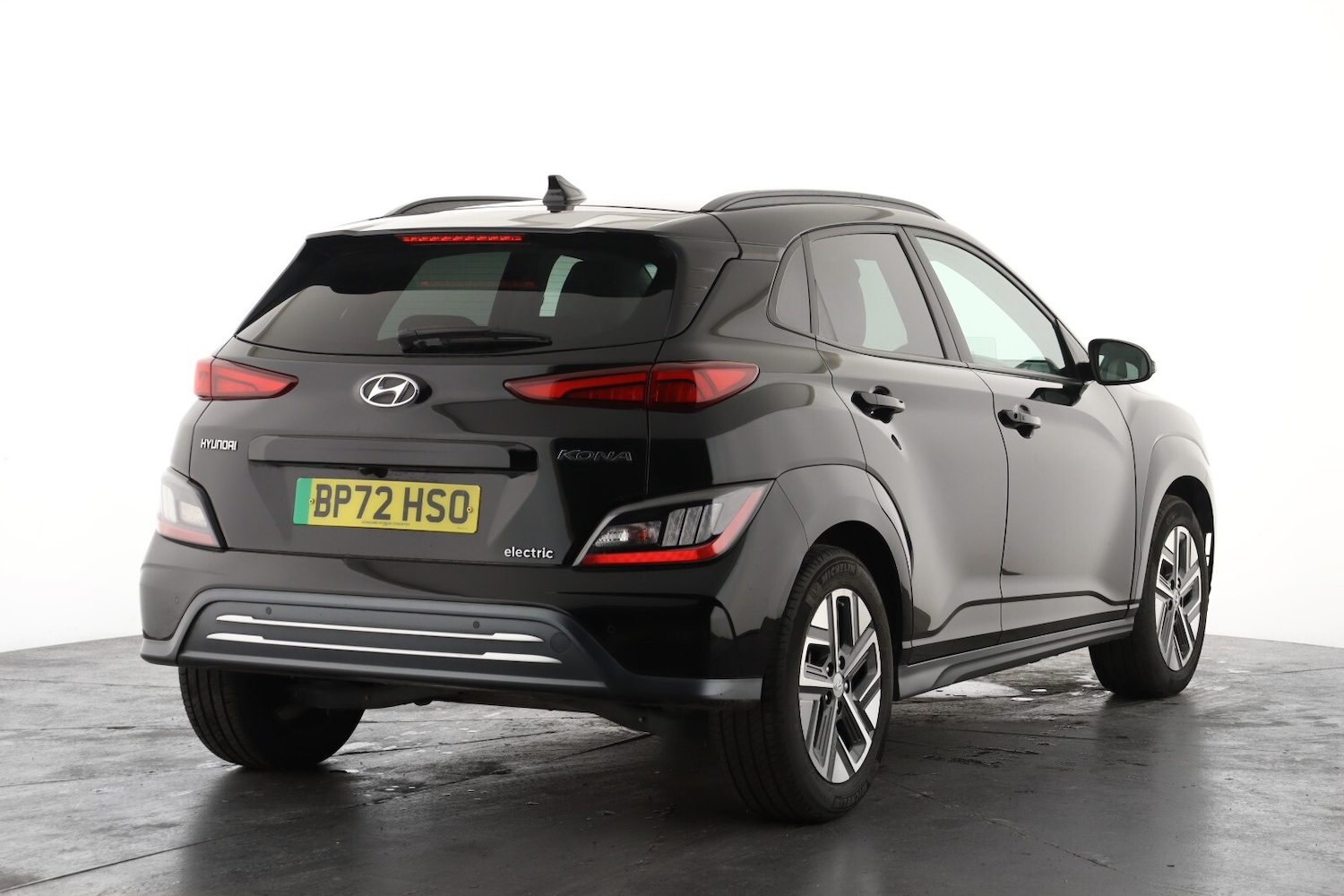 Used Hyundai KONA 2023 for sale - 77434882: Photo 3