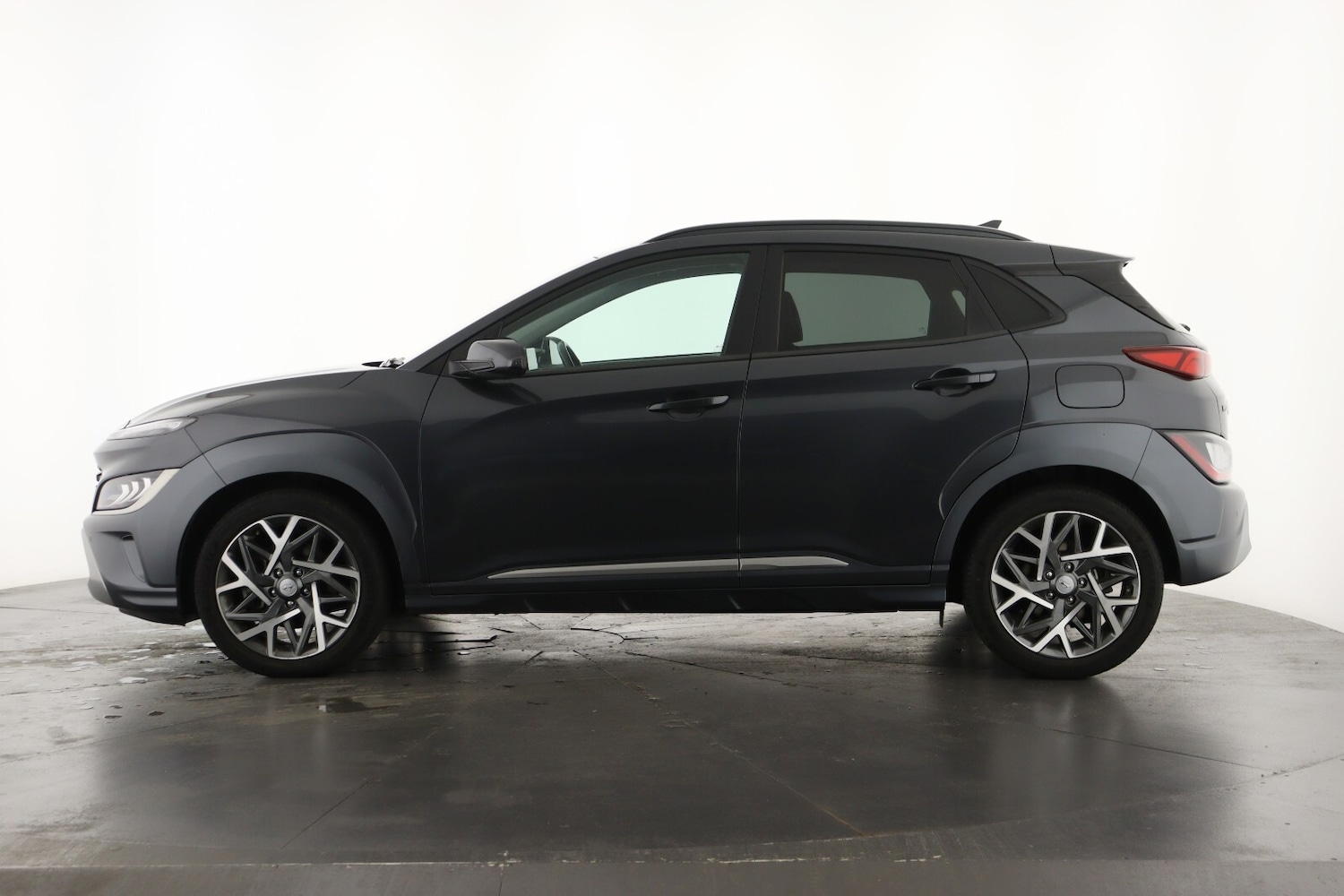 Used Hyundai KONA 2022 for sale - 76873233: Photo 8