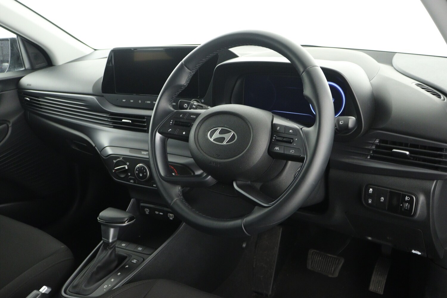 Used Hyundai i20 2024 for sale - 77855656: Photo 13