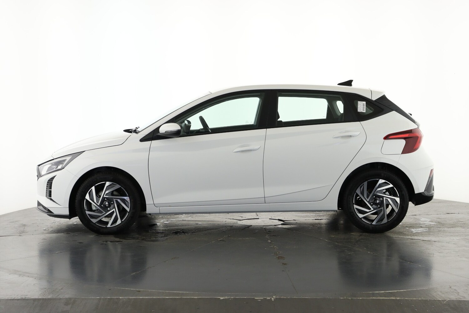 Used Hyundai i20 2024 for sale - 77855656: Photo 7