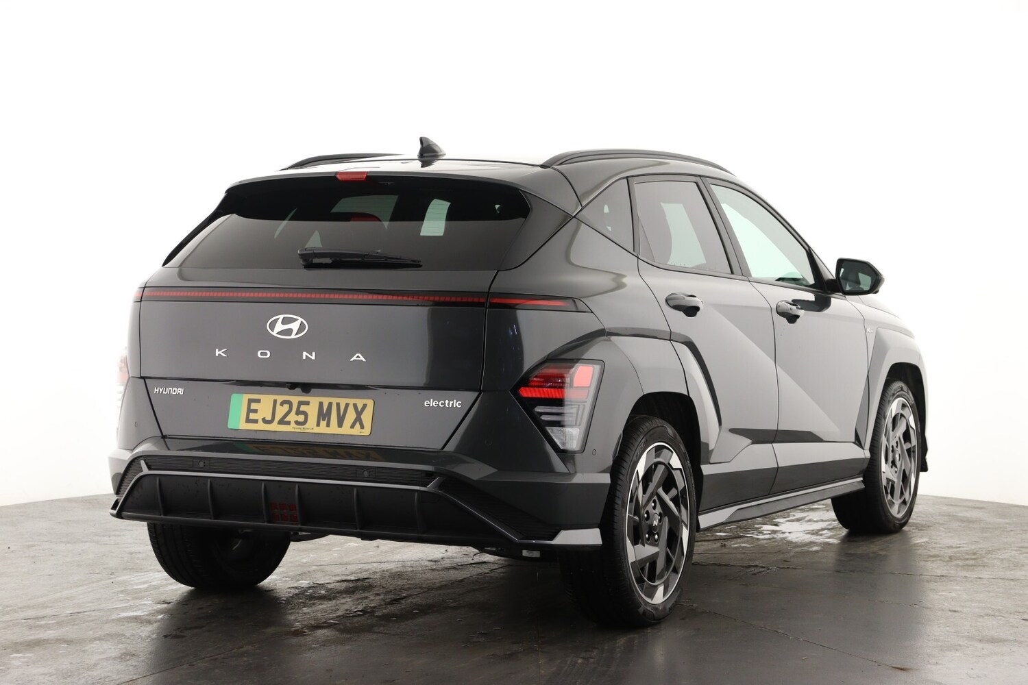 Used Hyundai KONA 2025 for sale - 77640706: Photo 3