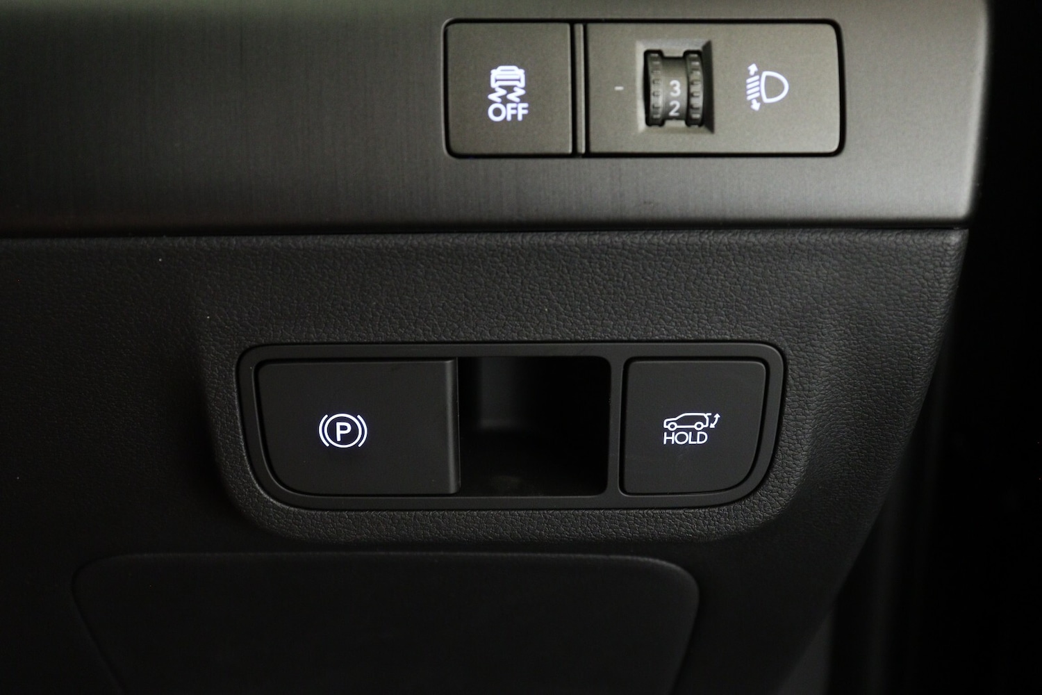 Used Hyundai KONA 2025 for sale - 77640706: Photo 31