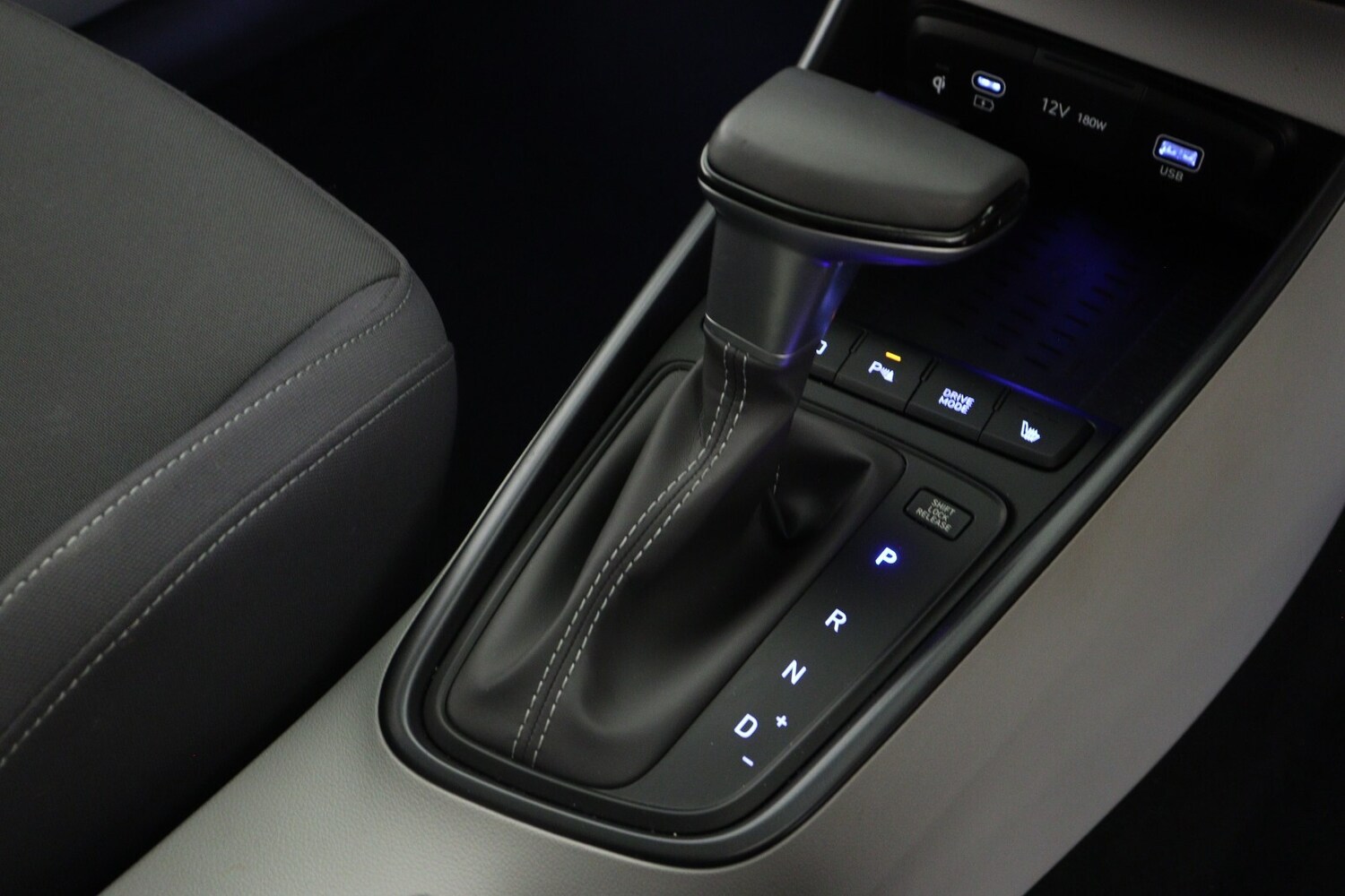 Used Hyundai BAYON 2024 for sale - 77706304: Photo 23