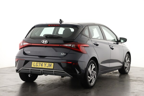 Used Hyundai i20 2024 for sale - 75796854: Photo 3