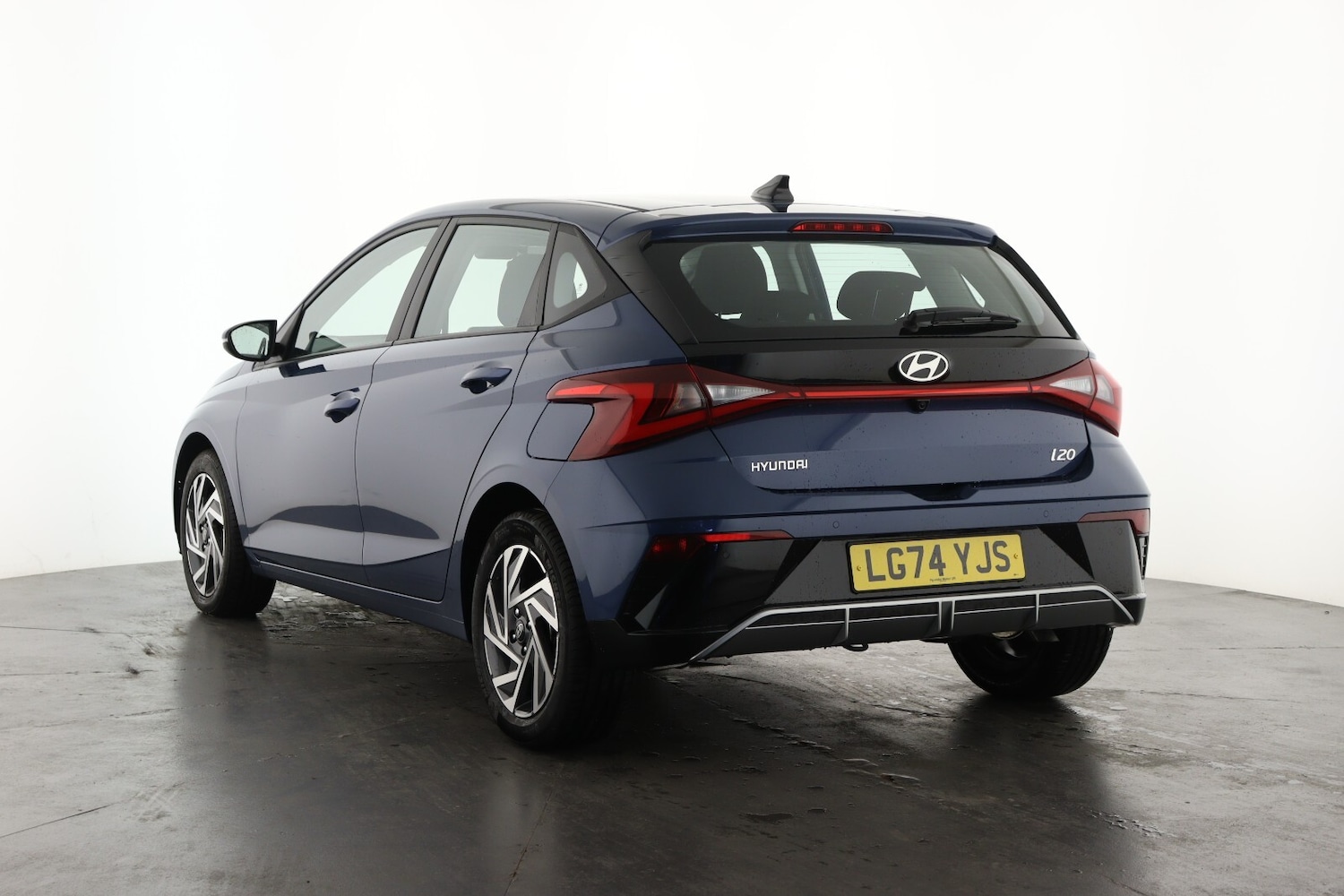Used Hyundai i20 2024 for sale - 76869730: Photo 9