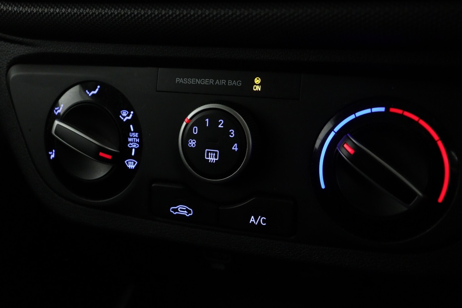 Used Hyundai i10 2022 for sale - 76507506: Photo 18