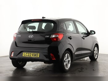Used Hyundai i10 2022 for sale - 76507506: Photo