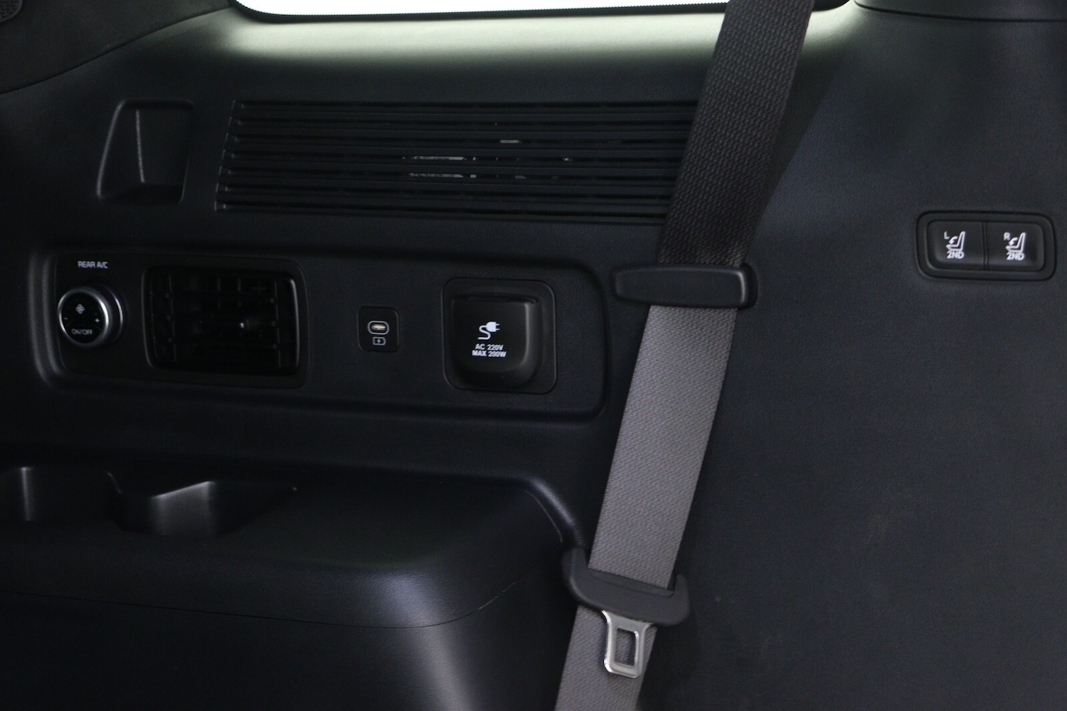 Used Hyundai Santa Fe 2024 for sale - 78000177: Photo 13