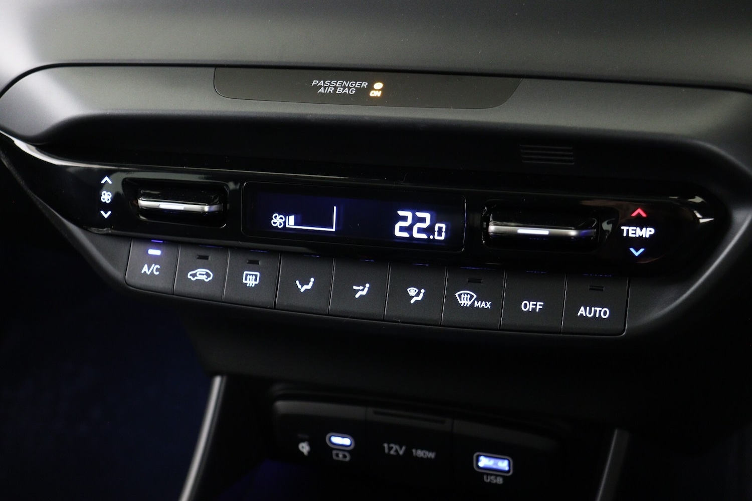 Used Hyundai i20 2024 for sale - 76130876: Photo 21