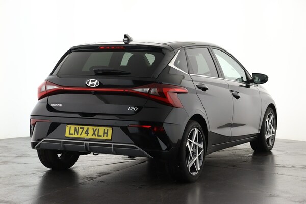 Used Hyundai i20 2024 for sale - 75763600: Photo 3