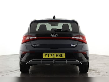 Used Hyundai i20 2024 for sale - 76140148: Photo 2