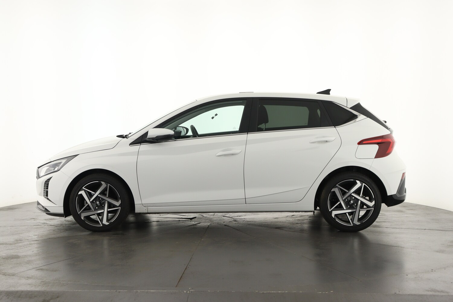 Used Hyundai i20 2024 for sale - 76871855: Photo 8