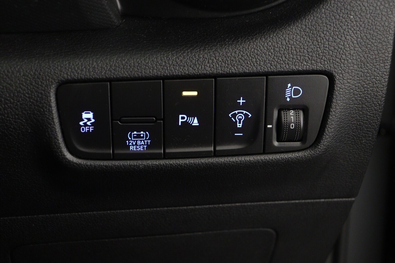 Used Hyundai KONA 2022 for sale - 76871336: Photo 26