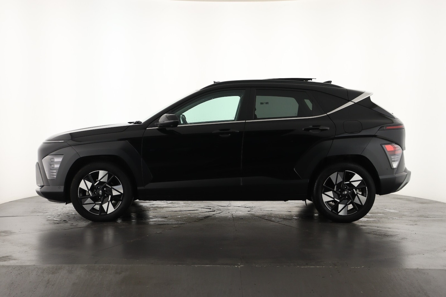 Used Hyundai KONA 2025 for sale - 76241502: Photo 7