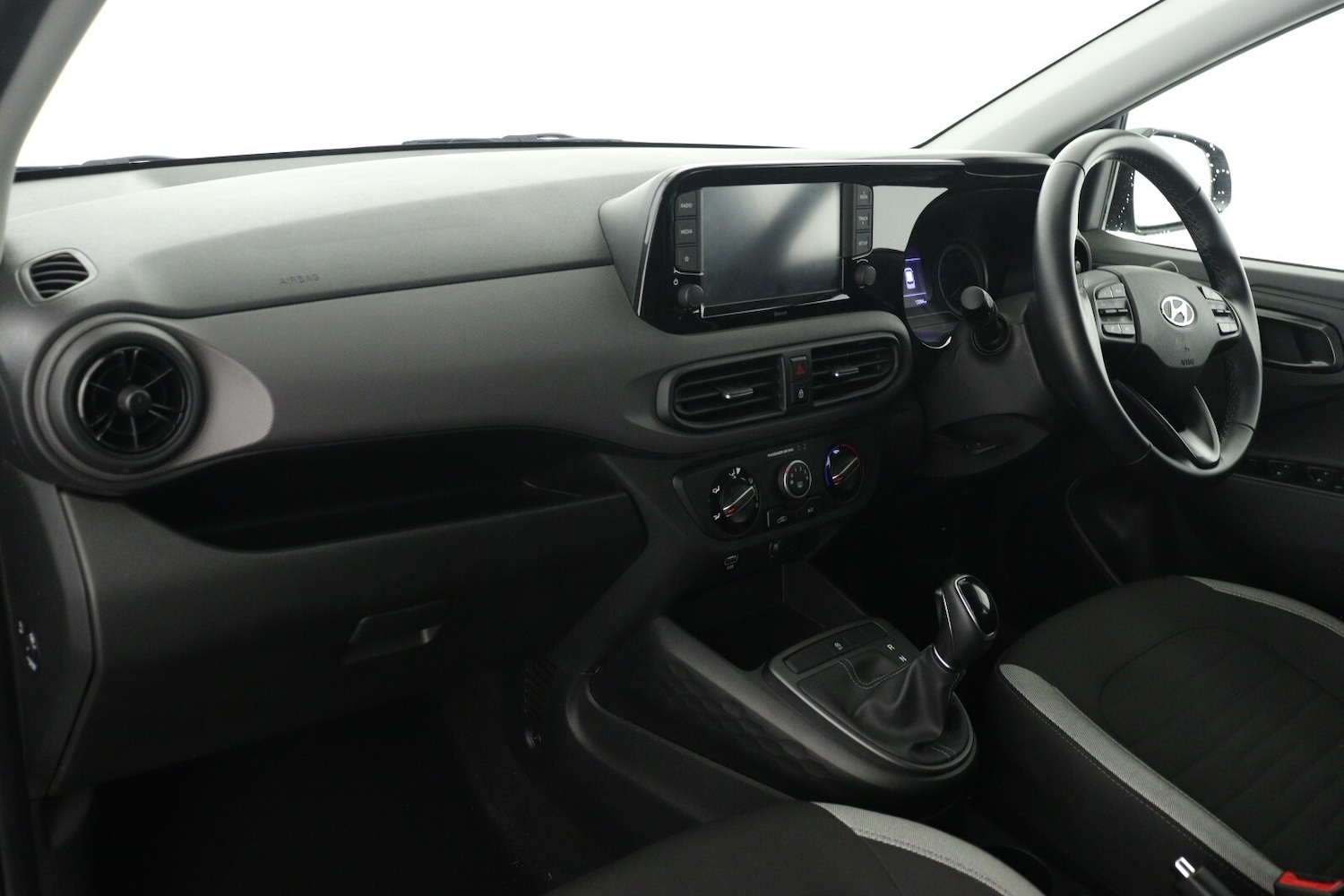 Used Hyundai i10 2023 for sale - 76116870: Photo 12