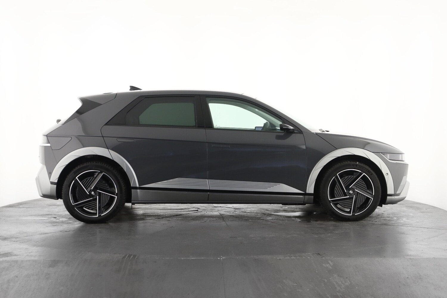 Used Hyundai IONIQ 5 2025 for sale - 77841541: Photo 5