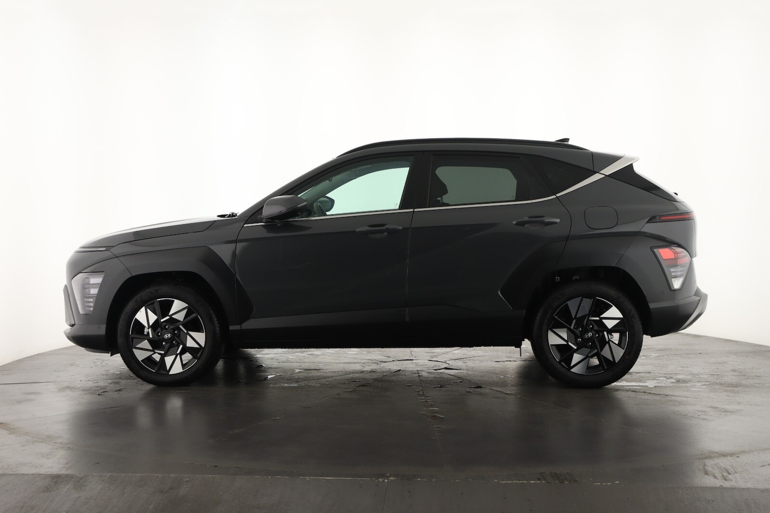 Used Hyundai KONA 2025 for sale - 76615295: Photo 7
