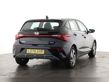 Used Hyundai i20 2024 for sale - 75796805: Photo